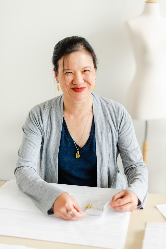 Headshot of jewelry designer Peggy Li.